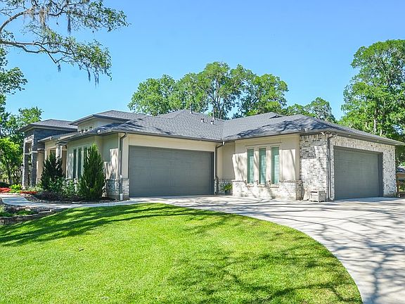 2nd image of 3502 River Forest Dr