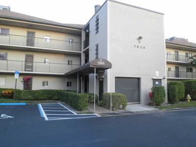 7920 NW 50th St APT 301, Lauderhill, FL, 33351