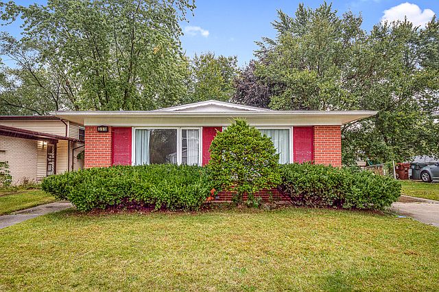 1st image of 311 N Pleasant Dr