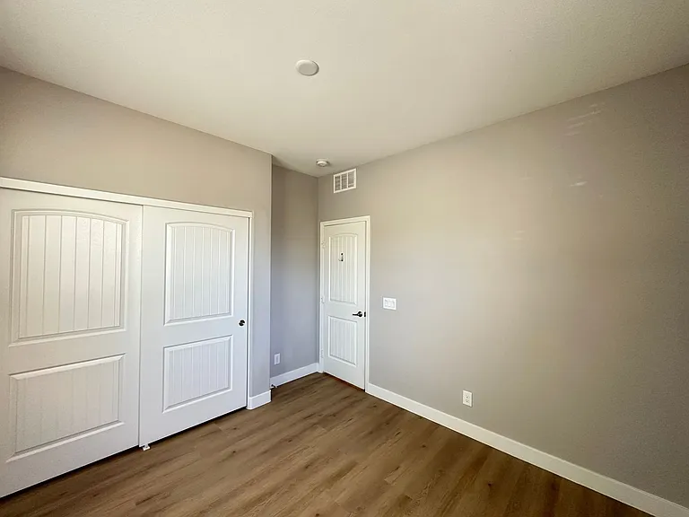 5869 Amber Mesa St — Photo 26