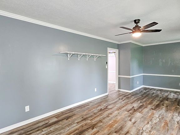 2nd image of 130 Bradley Dr