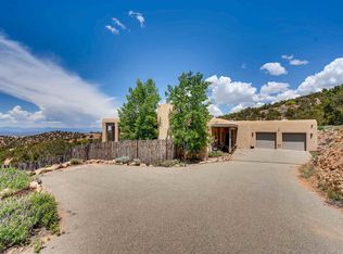 66 Double Arrow Rd S, Santa Fe, NM 87505