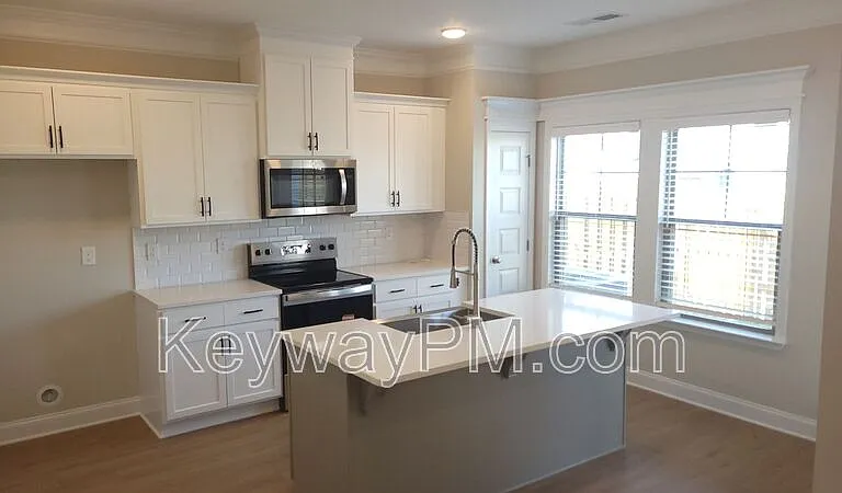 1115 Jolly Ln — Photo 4