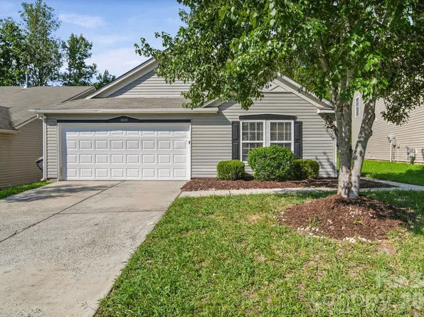 1604 Bray Dr, Charlotte, NC 28214