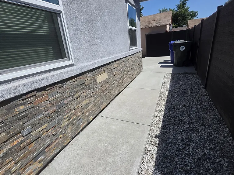 Crestview Ave — Photo 23
