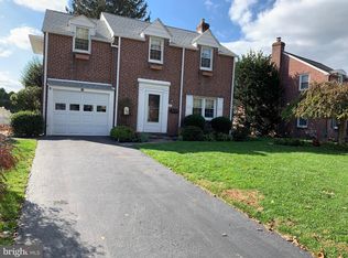 42 Treaty Rd, Drexel Hill, PA 19026