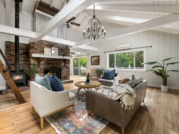 988 Savage Creek Rd, Grants Pass, OR 97527