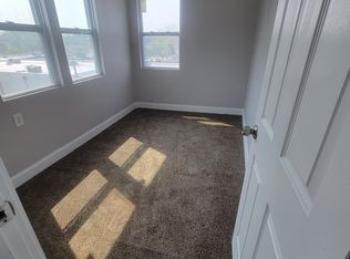 7839 S Saginaw Ave APT 3, Chicago, IL