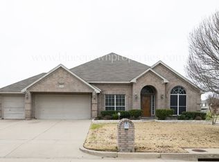 8300 Cedarcrest Ln, Fort Worth, TX 76123