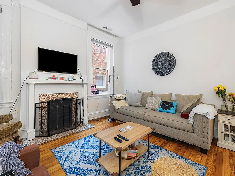 22 N Arthur Ashe Blvd — Photo 9