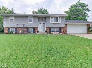 315 Felmley Dr, Normal, IL 61761