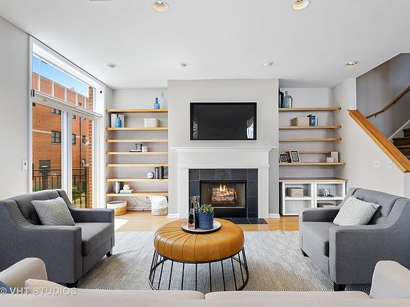 5th image of 4917 N Ravenswood Ave #16