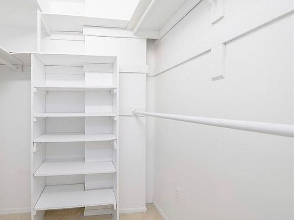4th image of 16800 NE 15th Ave #407