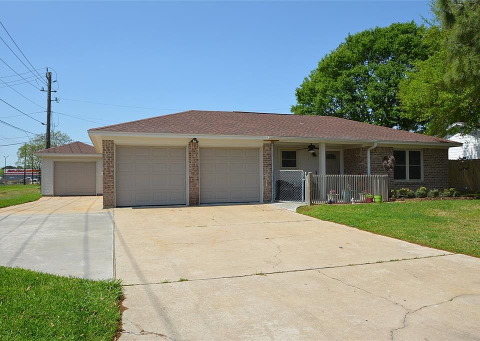 1st image of 4412 B Bar Dr