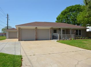 4412 B Bar Dr, Santa Fe, TX 77510