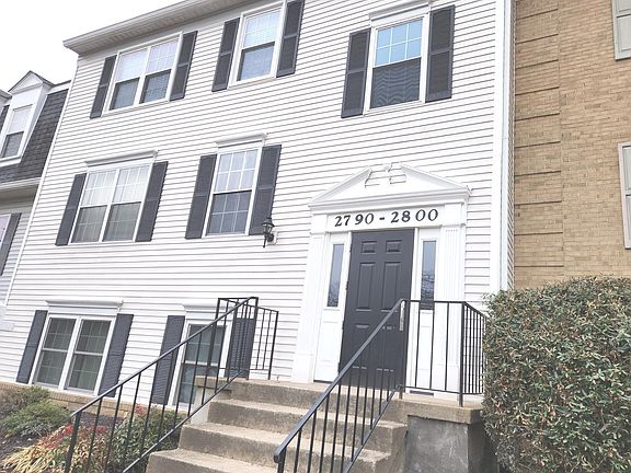 2nd image of 2800 Bordeaux Pl