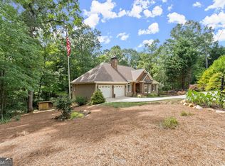 30 Logans Trl, Cleveland, GA 30528