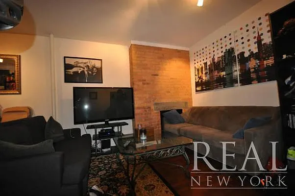 Rented by REAL New York | media 49