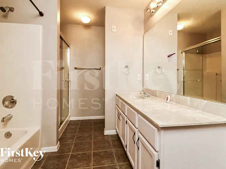 994 Sunset Farms Ct — Photo 10