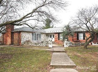 1600 W Blair St, Salem, IL 62881