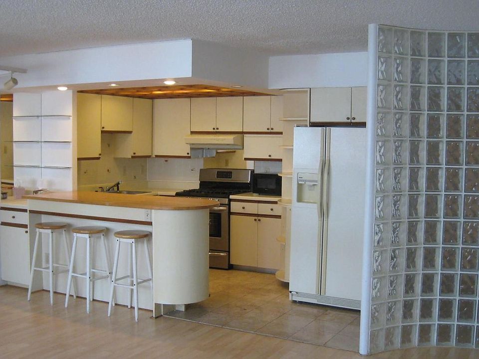 Living room/Kitchen