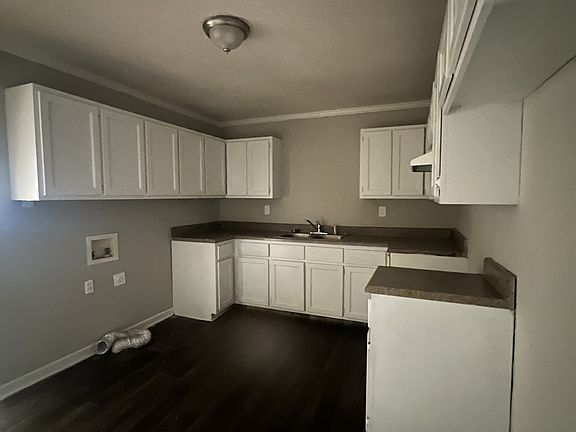 3rd image of 963 Scott St