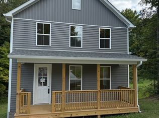 518 Lewis Ln, Charlotte, TN 37036