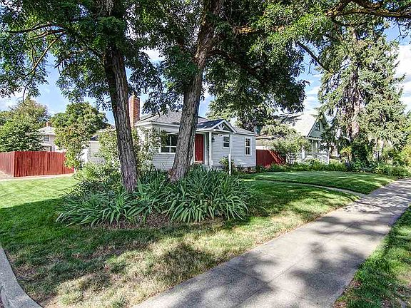 2nd image of 1228 W Grace Ave