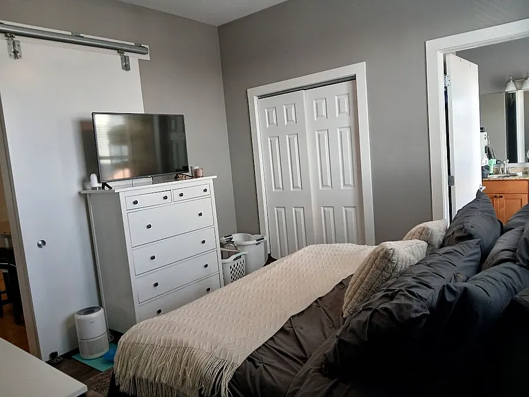 721 E North St #4C — Photo 29