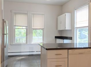 392 Washington St #3A, Somerville, MA 02143