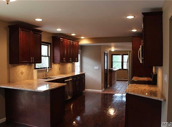 2nd image of 56 Beaver Dr