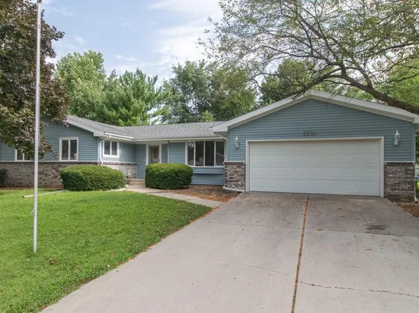 2904 Pheasant Run, Bloomington, IL 61704