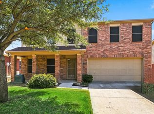 8816 Chisholm Trl, Aubrey, TX 76227