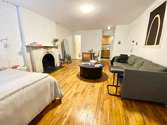 Rented by J PRESTON AND ASSOCIATES INC | media 11