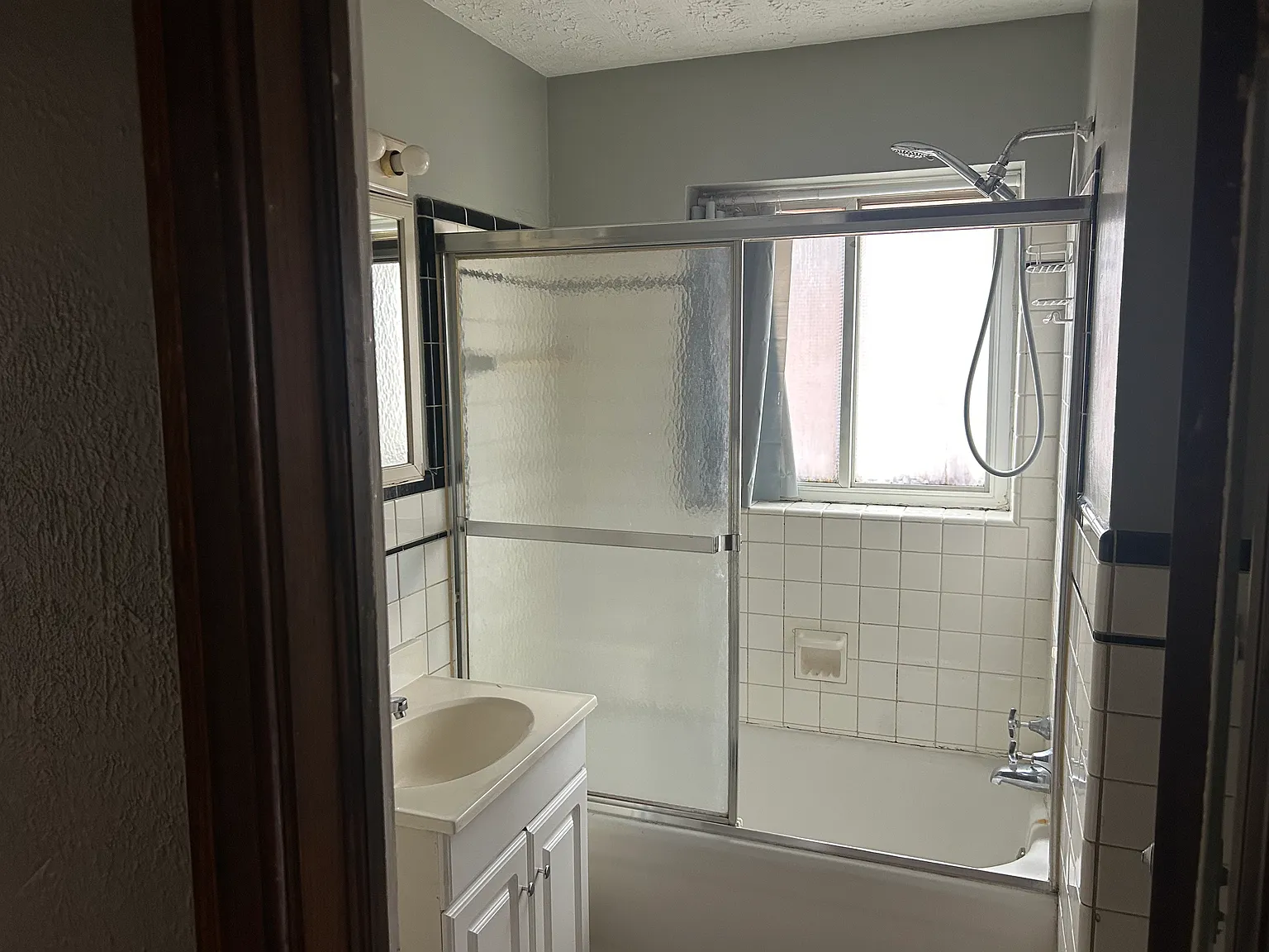 1 bed, 700 sqft, $800 — Photo 4