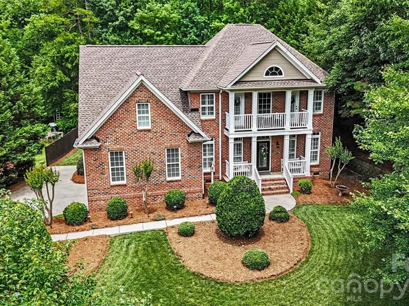 2848 Arrowwood Ln, Rock Hill, SC 29732