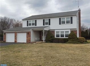1052 Buggy Whip Dr, Warrington, PA 18976