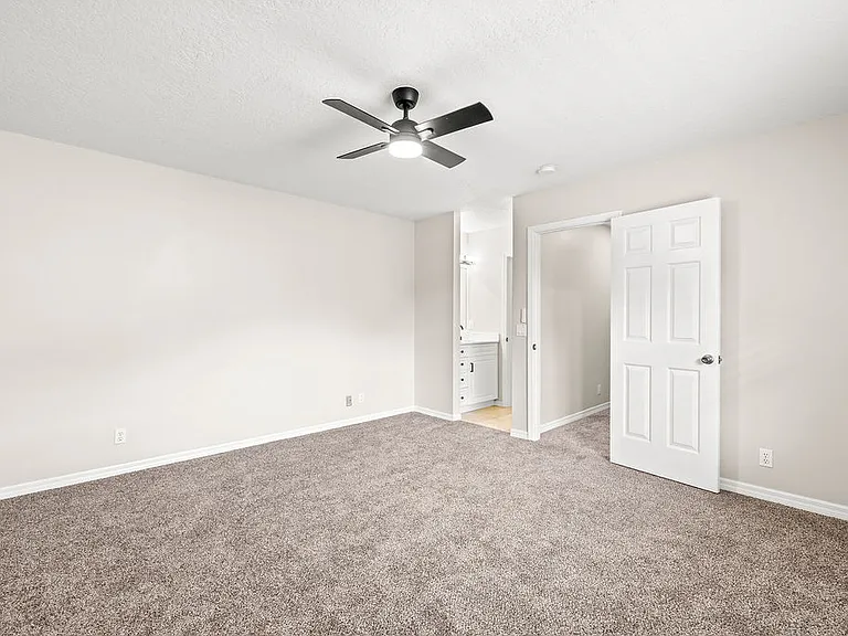 1542 N Lawnwood Cir #37D — Photo 20