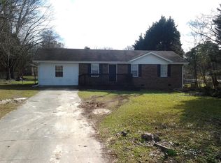 381 E Wright St, Winder, GA 30680
