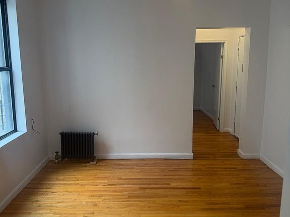 4th image of 72 Vermilyea Ave APT 3B