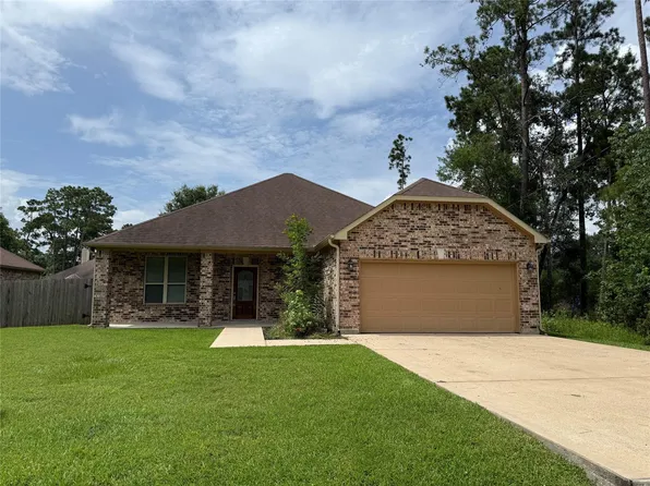 1541 Primrose St, Conroe, TX 77385