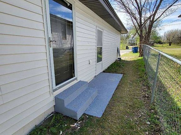 4th image of 4145 S 41st West Ave