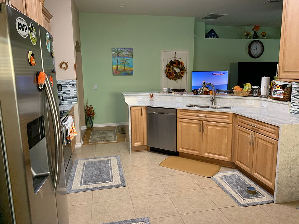 1st image of 2463 Ladoga Dr