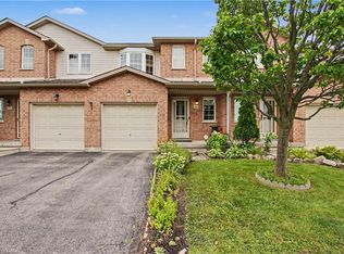 800 Paramount Dr #58, Hamilton, ON L8J3V8