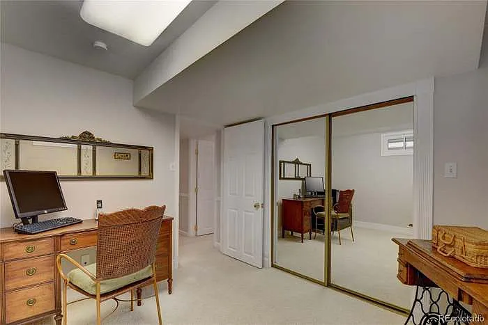 409 S Alkire St — Photo 24