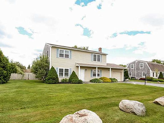 2nd image of 24 Melville Ln