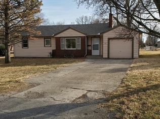 1209 W 7th St, Chanute, KS 66720