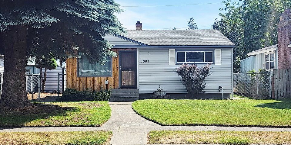 1st image of 1307 W Bismark Ave
