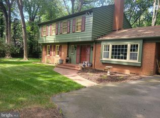 2402 Beekay Ct, Vienna, VA 22181