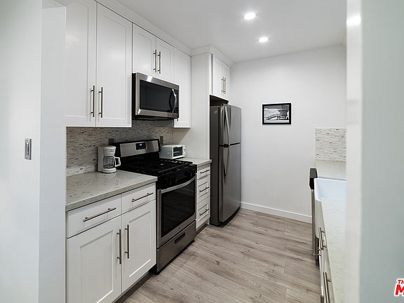 4th image of 757 Ocean Ave Unit 212